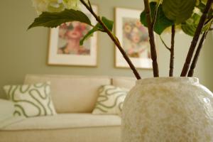 Sage Suite Zürich - 78 qm, 2 Schlafzimmer & Zugang zur Dachterrasse nahe ETH