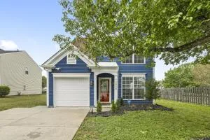 Family Retreat with Modern Comforts - Albemarle