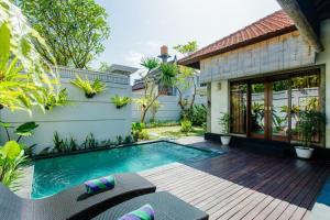 Dion Villas Berawa only 5 Minutes by scooter to Finns beach club