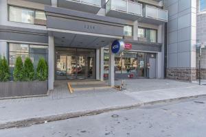 Comfort Suites Downtown