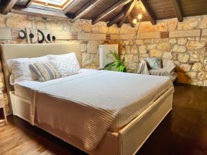 Boutique Stone Houses