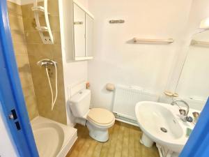 STUDIO CABINE 4 PERSONNES + PARKING