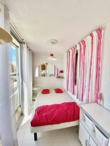 APPARTEMENT 1 CHAMBRE, 6 PERSONNES DANS RESIDENCE AVEC PISCINES