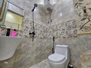 حي النرجس شقة غرفة وصالة