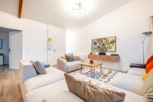 Appartements Serenity House, parking, near metro 7 : photos des chambres