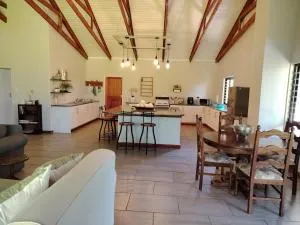 The Goat House Farmstay - Boschjeskop