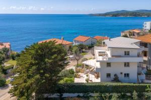 Luxury Seafront Villa with Rooftop Pool & Stunning Sea Views