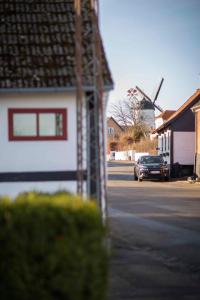 Cozy Apartment In Old Farm