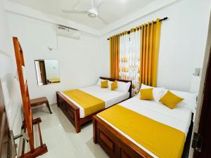 Shanthi Apartments