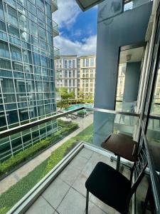Condo with Balcony across NAIA Terminal 3