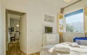 Modern apartment in Lido di Pomposa, 50 m² with balcony.