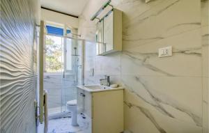 Modern apartment in Lido di Pomposa, 50 m² with balcony.