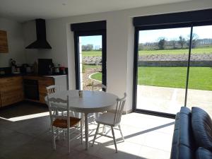 Maisons de vacances Maison Raguenez 4 places proche Paimpol et Treguier : photos des chambres