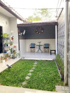 Entire Home in West Lombok near Senggigi