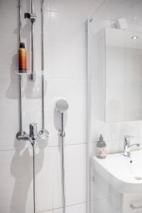 City Center Bright 2-rooms Scandinavian apartment