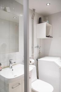 City Center Bright 2-rooms Scandinavian apartment