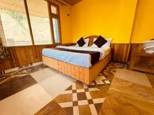 Kasol Pirates - Shamshi