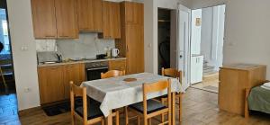 Apartments with parking place Laguna Svetilnik beach