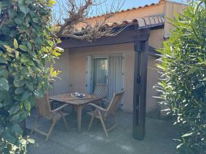 HOLIDAYLAND VILLA 217 T2 6 couchages NARBONNE PLAGE - 3hvězdičkové hotely ve městě Narbonne-Plage