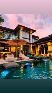 Sway Villa Thailand - 3-Ensuite, Private Beachfront Pool Villa