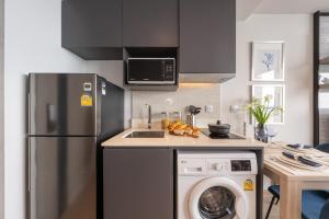 Stunning Sea View On High Floor