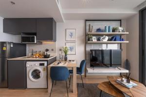 Stunning Sea View On High Floor