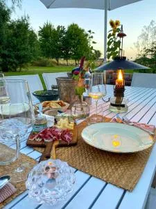 Artist's home in the heart of Söderslätt - Skurup