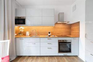 Urban Chic - One Bedroom Apartment - Warsaw Stays&G85-5