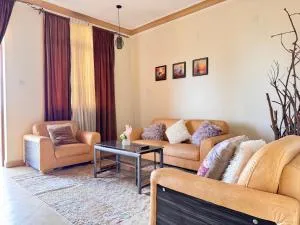 Cozy Hill Apartment with Breathtaking Views - Mukono