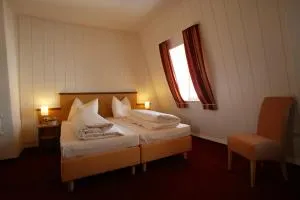 Gasthof zur Post - Michelfeld