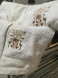 Dada Suites De Luxe Ocean View your Tropical Paradise with Breakfast Included