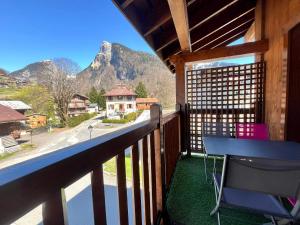 Appartement centre village avec balcon et animaux admis - FR-1-624-49