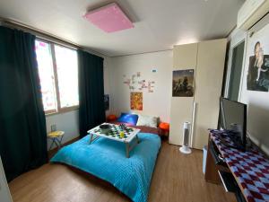 Tiny Colourful Studio in Busan near Dongseo University with free Parking lot
