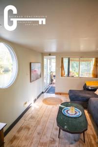 Bateaux Insolite Peniche Amazonie canal du midi : photos des chambres