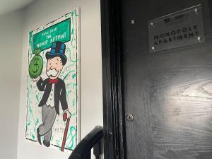 ResiLets - The Monopoly Apartment - Large 4 bedroom