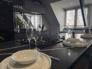 ResiLets - The Monopoly Apartment - Large 4 bedroom