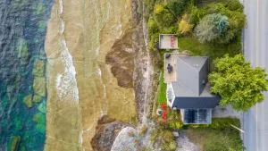 Baycrest Waterfront Escape - Тоберморі