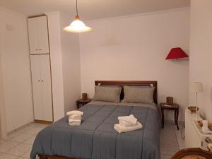 Sweet Green Home in Nea Makri