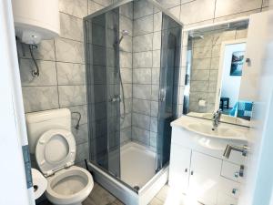 Private House 3 Bed, 3 Bath In Luka Dugi Otok