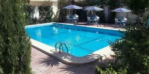 Blue family villa with large private pool - El-Shaikh Mabrouk