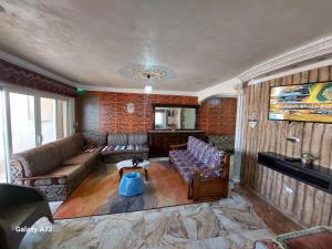 شقة فندقية 170م شاطئ السرايا سيدى بشر