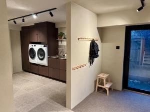 Central villa with social spaces