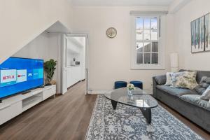 53MP Nr Circular Quay & Harbour Bridge Abnb-Style 4BR House