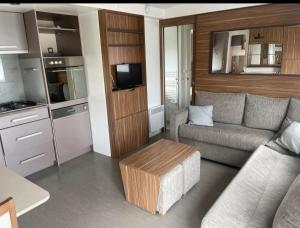 Campings Bungalow 6-8 personnes de 40m2 : photos des chambres