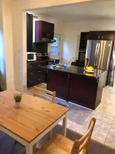 Gibson Guesthouse - Burlington