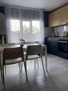 V apartament - ultra central Otopeni