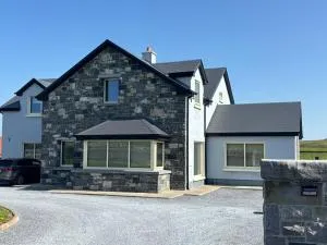 Doolin Village Accomodation - 利敦瓦纳