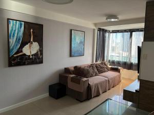 Flat 02 quartos em Boa Viagem, 2 min a pé da praia