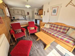 Appartement 4 pièces pour 68 personnes avec terrasse, proche pistes et centre à Valfréjus - FR-1-265-172