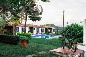 FINCA CON VISTA DESLUMBRANTE - Rinconada, descanso total